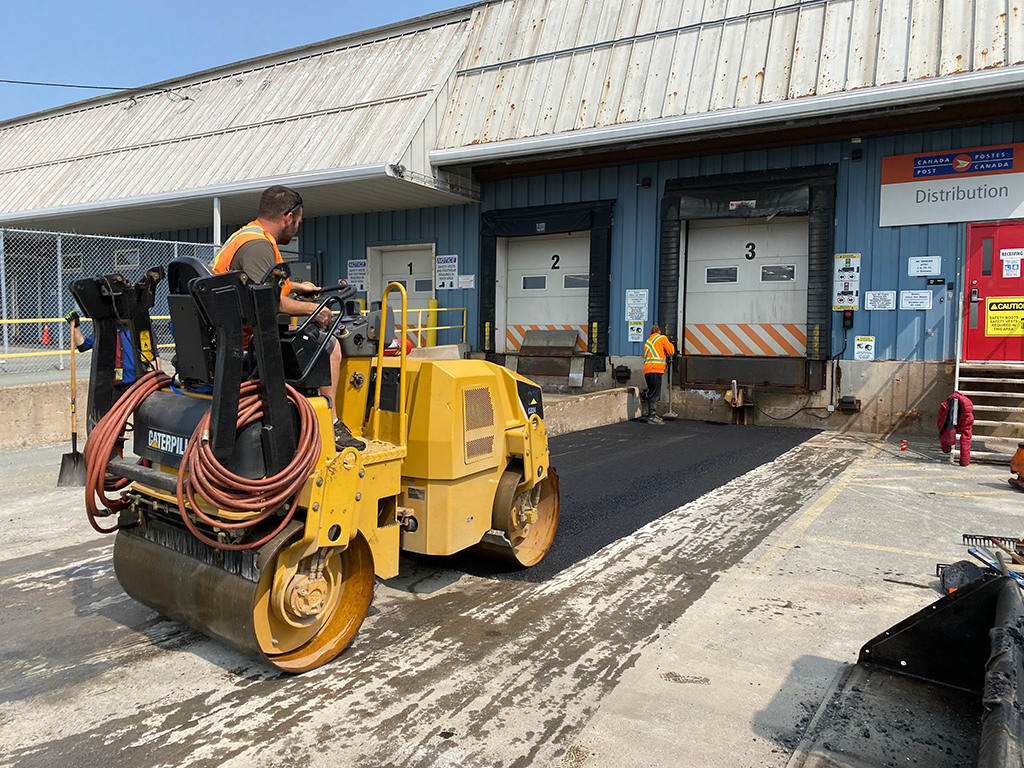 commercial asphalt parking lot repair
